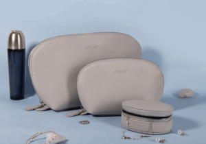 ecoicolor cosmetic bag in vegan leather