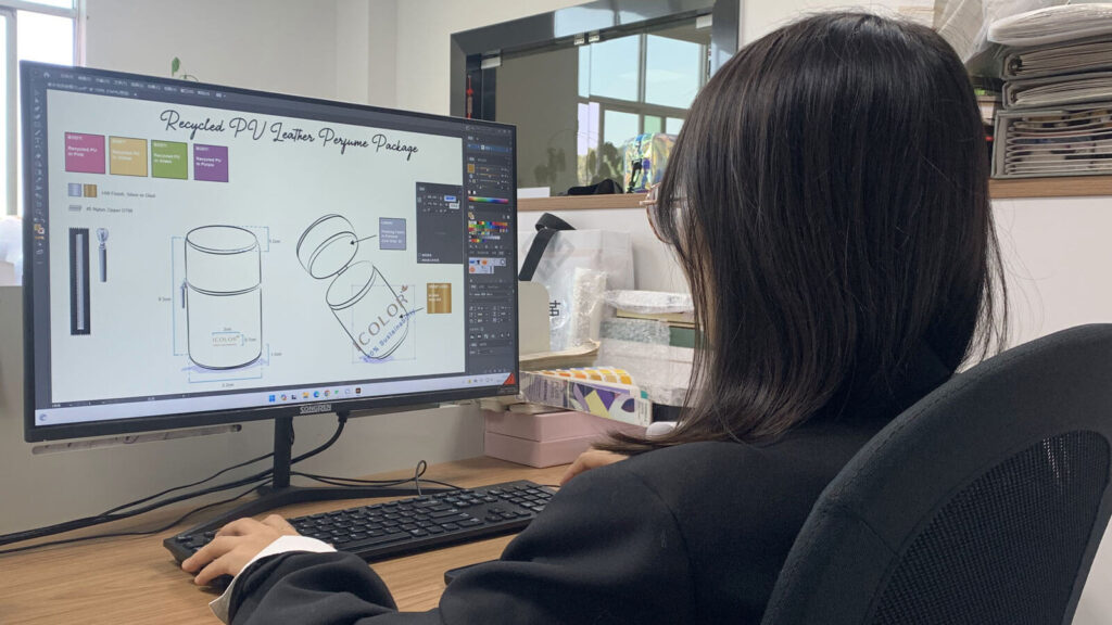 Product design review before custom cosmetic bag sampling