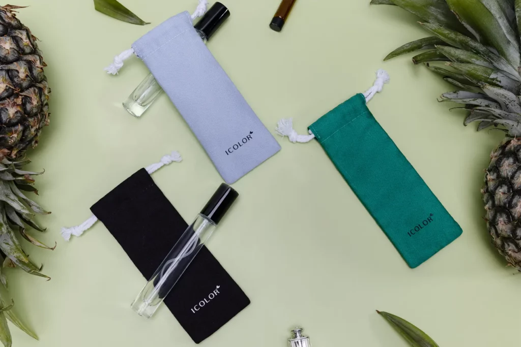 Cotton drawstring pouch for essential oil and fragrance sample packaging