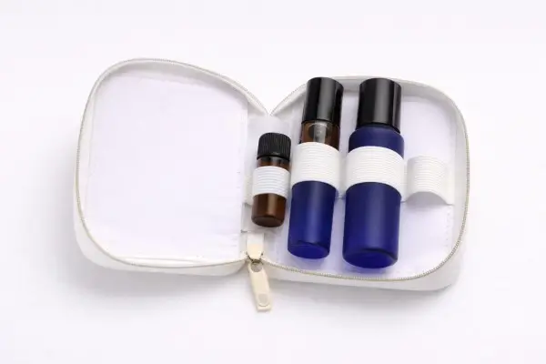 elastic-loop-universal-fit-soft-essential-oil-case